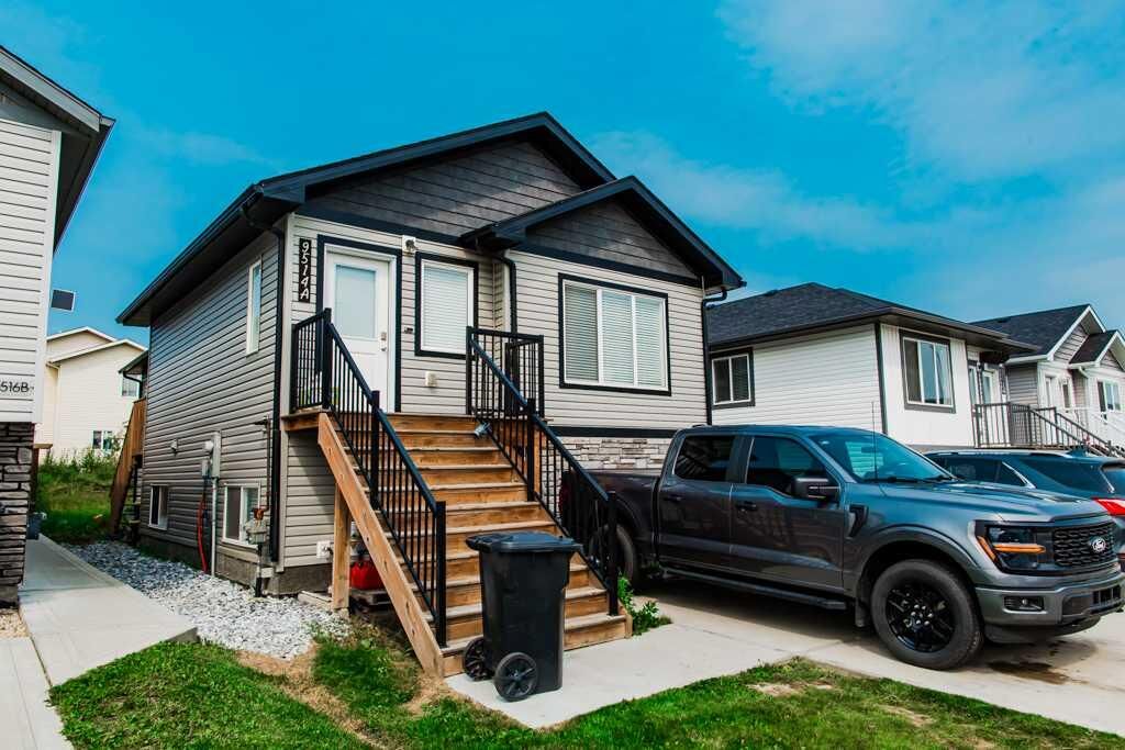 Property Photo: 9514 112 AB T8X 5C8