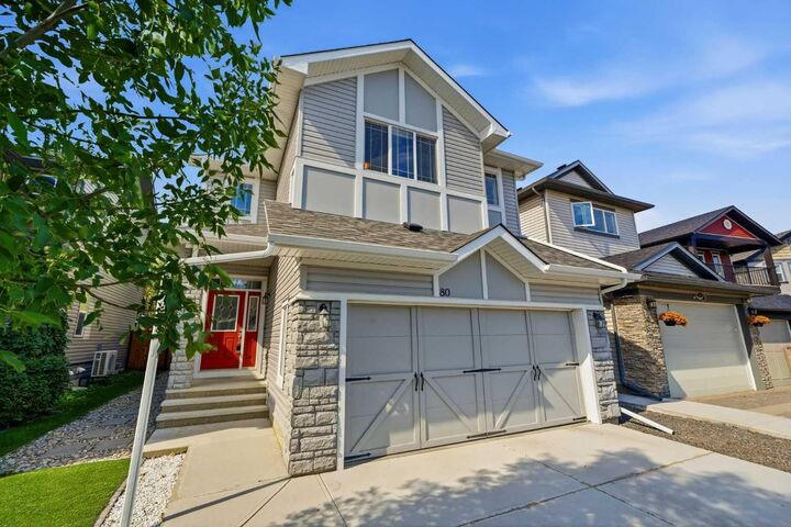 Property Photo: 80 Sherwood Crescent NW AB T3R 0G2
