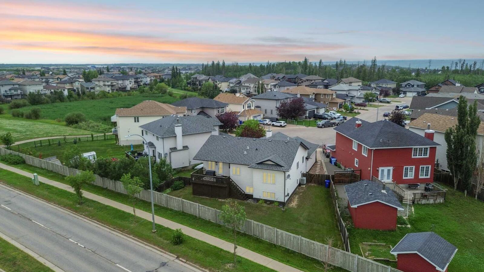 Property Photo:  128 Dogwood Lane  AB T9K 0G8 