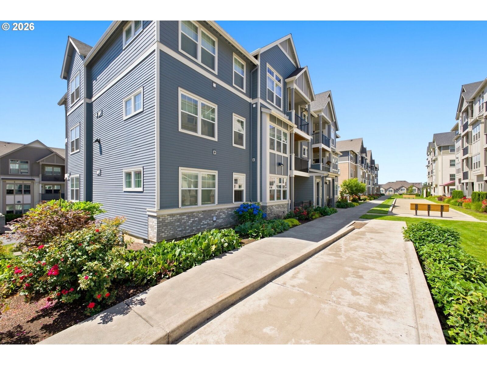 Property Photo:  17149 SW Snowdale St  OR 97007 