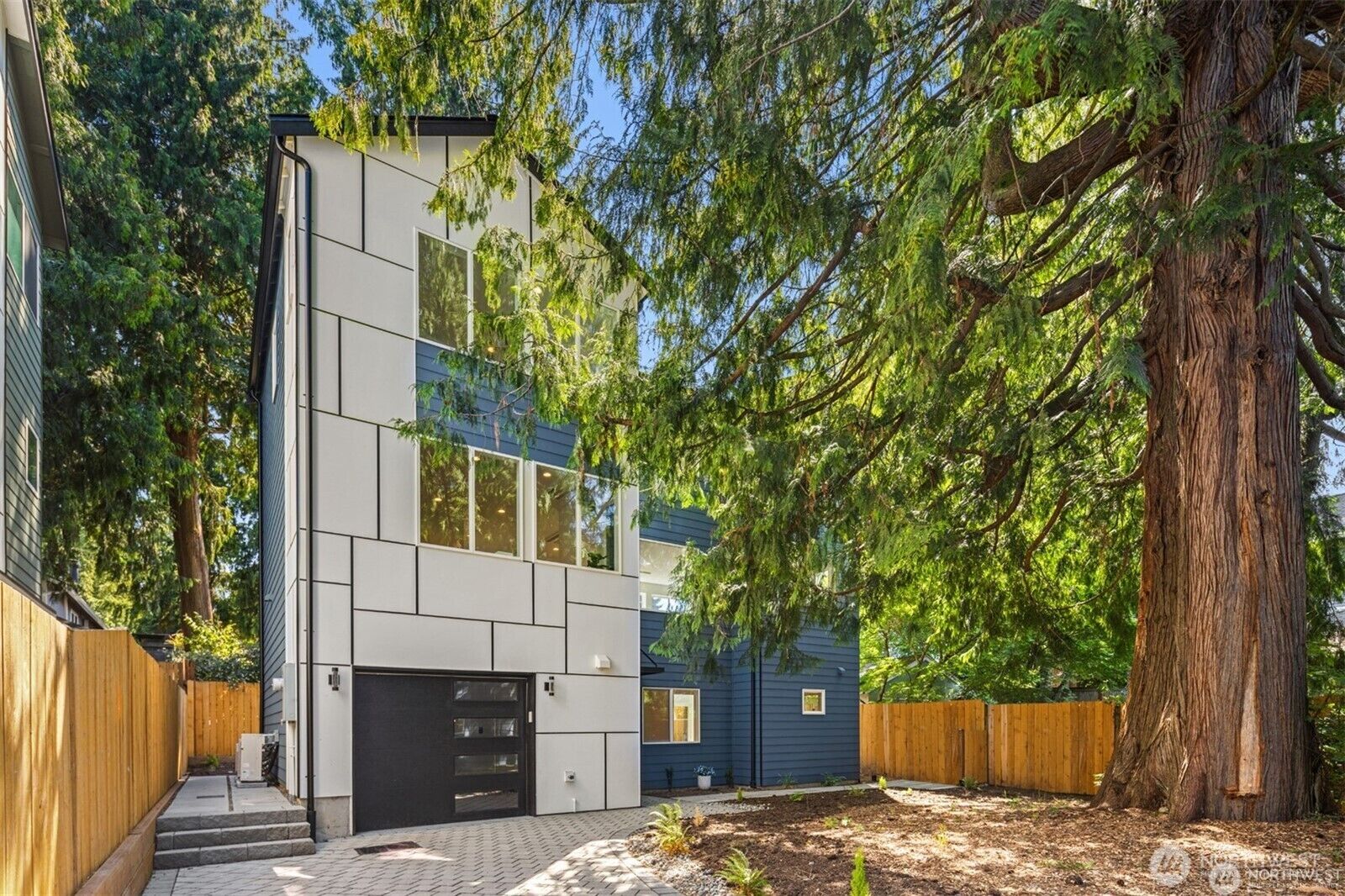 Property Photo: 3849 NE 88th Street WA 98115