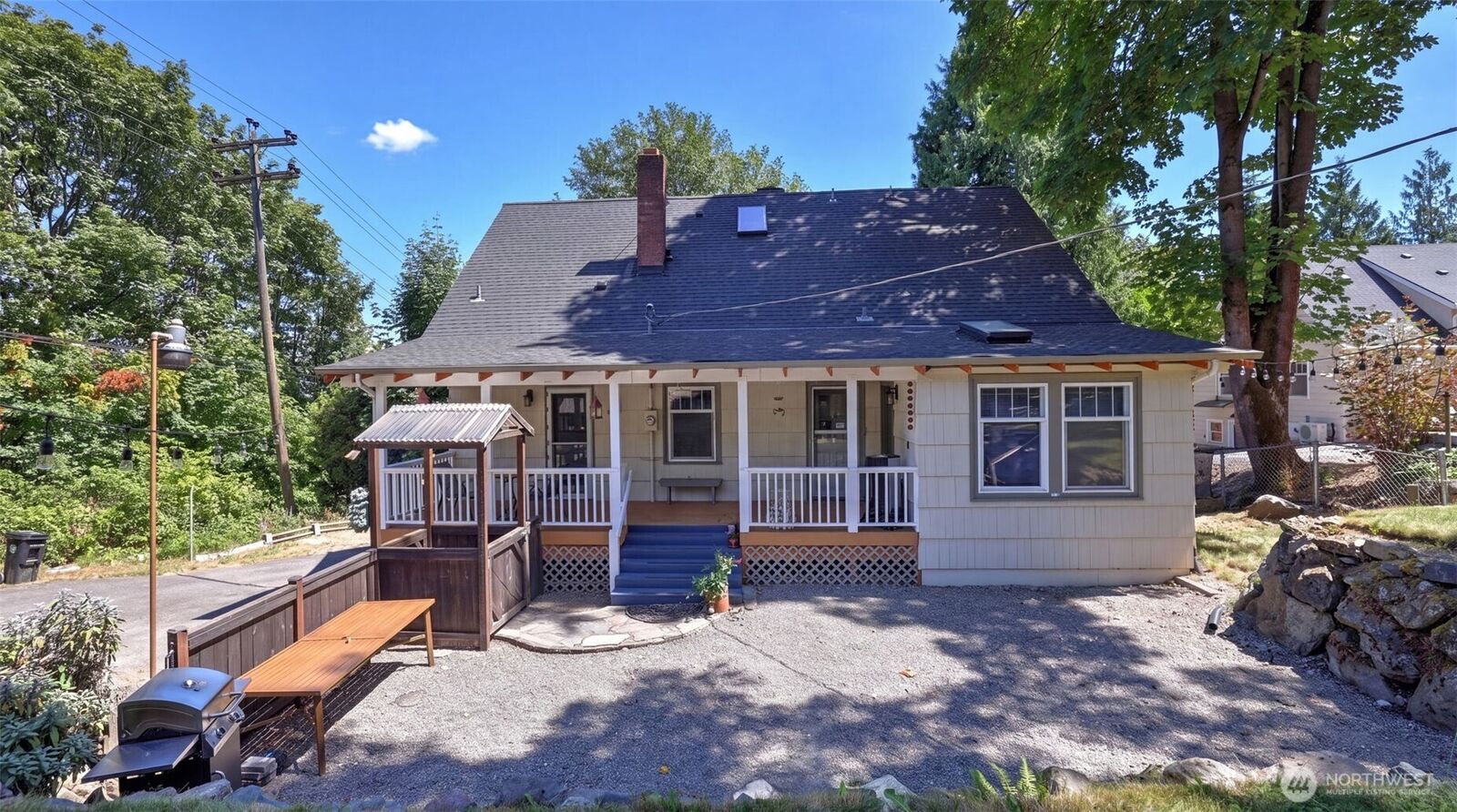 Property Photo:  10003  15th Avenue S  WA 98168 