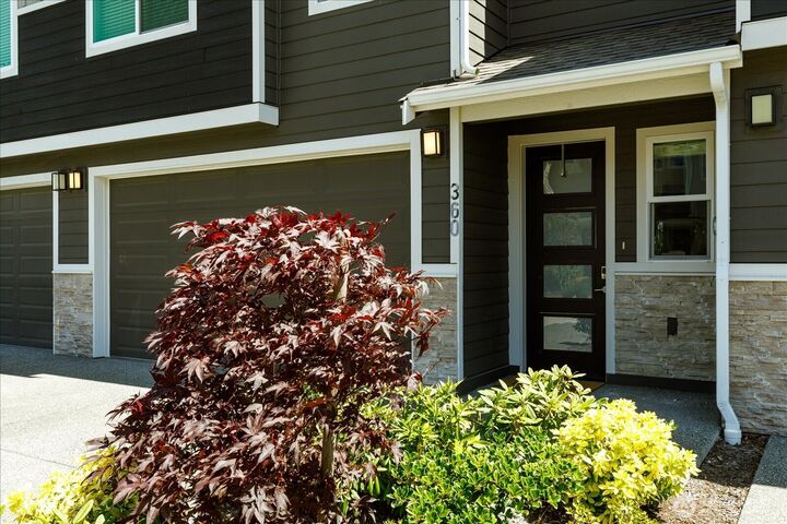 Property Photo:  360 SW Ballast Way  WA 98277 