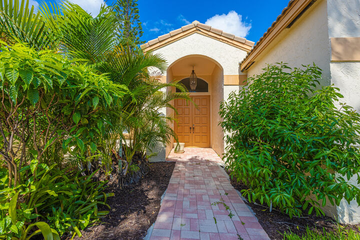 Property Photo: 10206 Allamanda Boulevard FL 33410