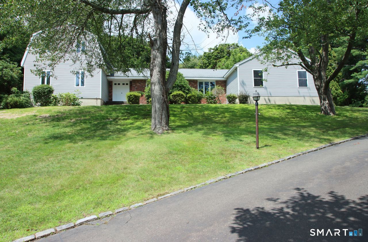Property Photo: 328 Saybrook Road CT 06477