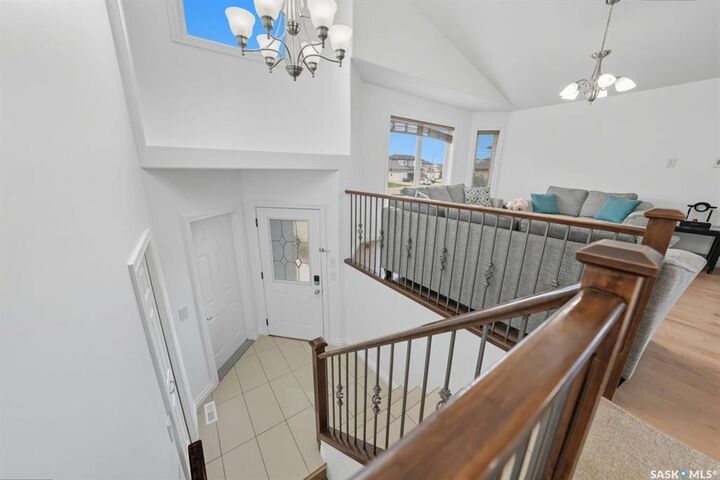 Property Photo:  455 Hastings Crescent  SK S7V 0C8 