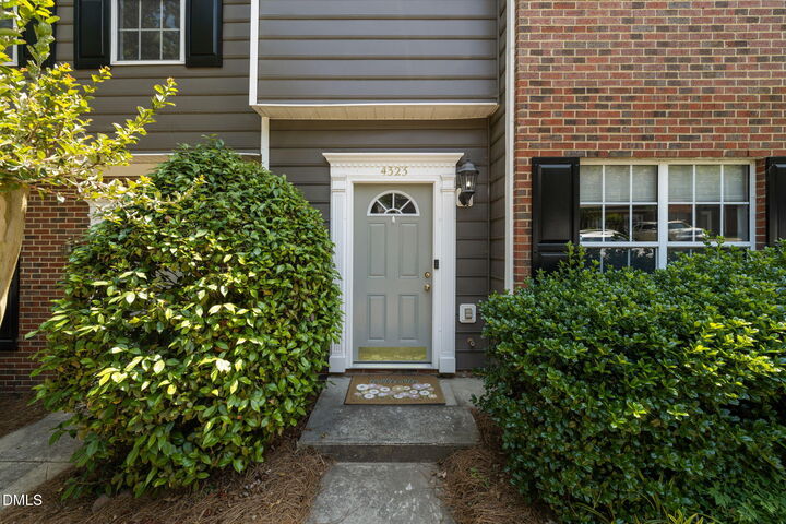 Property Photo:  4323 Pine Springs Court  NC 27613 