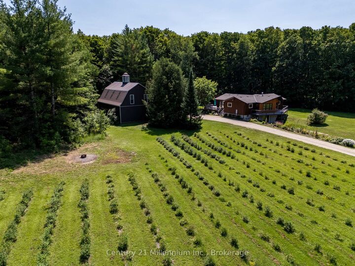 Property Photo:  414616 Baseline Road  ON N0C 1H0 