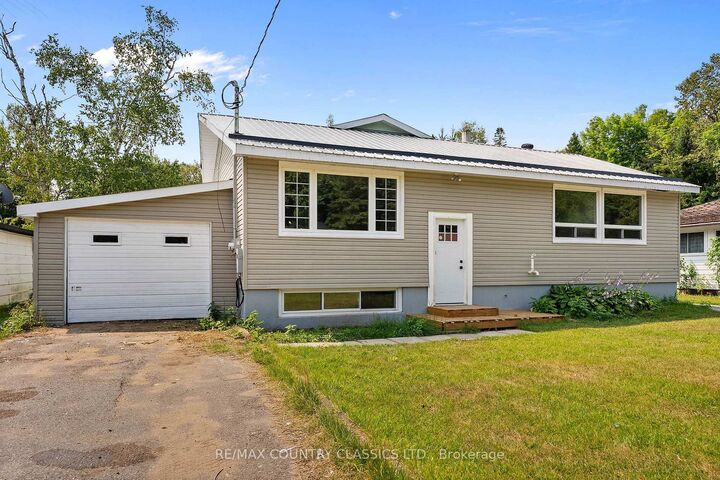 Property Photo:  1043 Estates Road  ON K0L 1C0 
