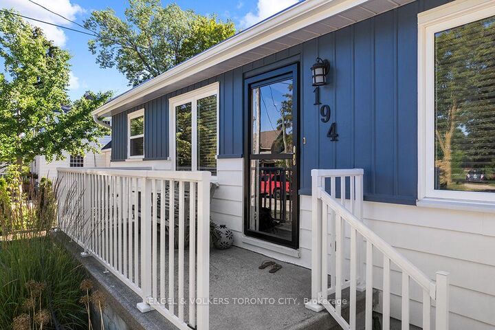 Property Photo:  194 Library Street  ON L0M 1G0 