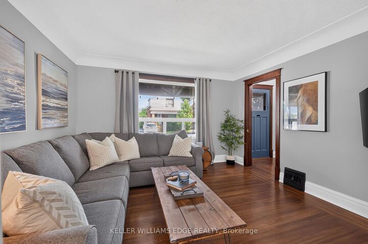 Property Photo: 147 Melrose Avenue N ON L8L 6X5
