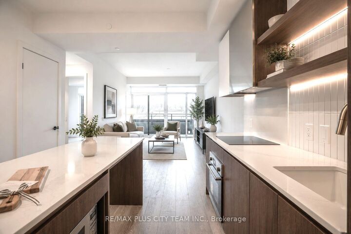 Property Photo:  1285 Queen Street E 303  ON M4L 0B6 