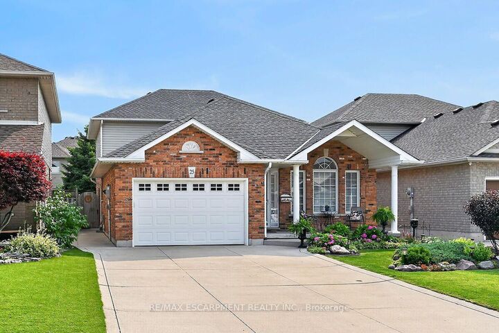 Property Photo: 25 Eric Burke Court ON L9A 5J9