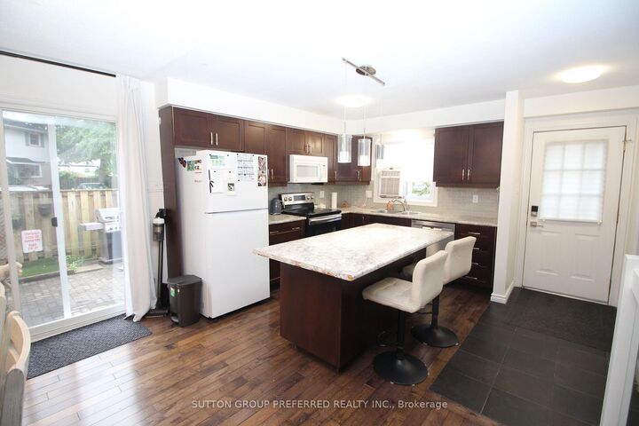 Property Photo:  230 Clarke Road 166  ON N5W 5P8 