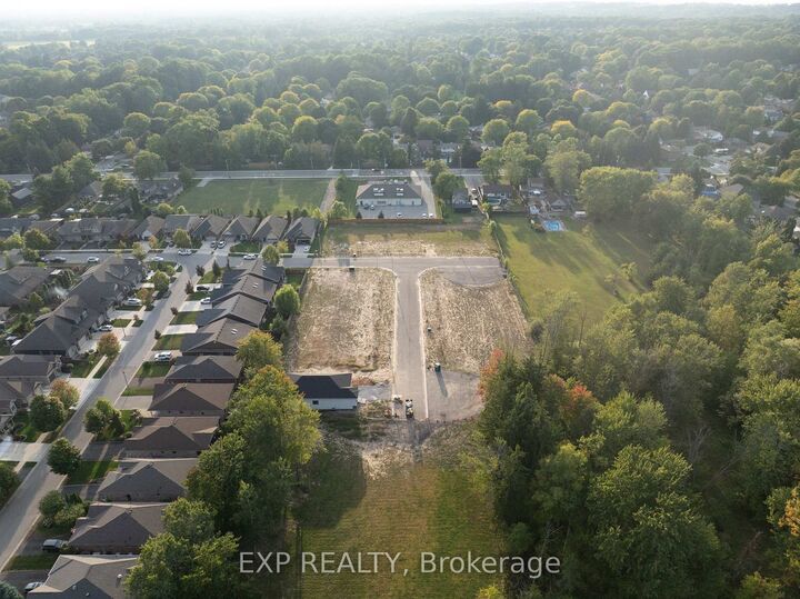 Property Photo: 94 Tanner Drive ON L0S 1E4