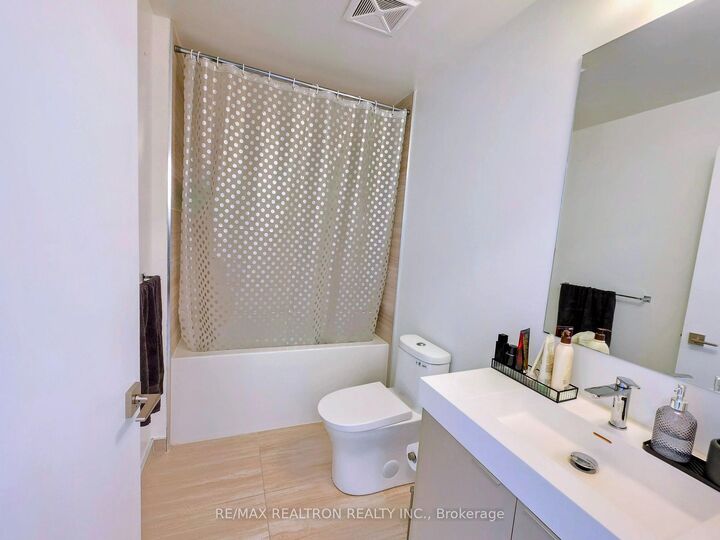 Property Photo: 10 Abeja Street 2321 ON L4K 0R4