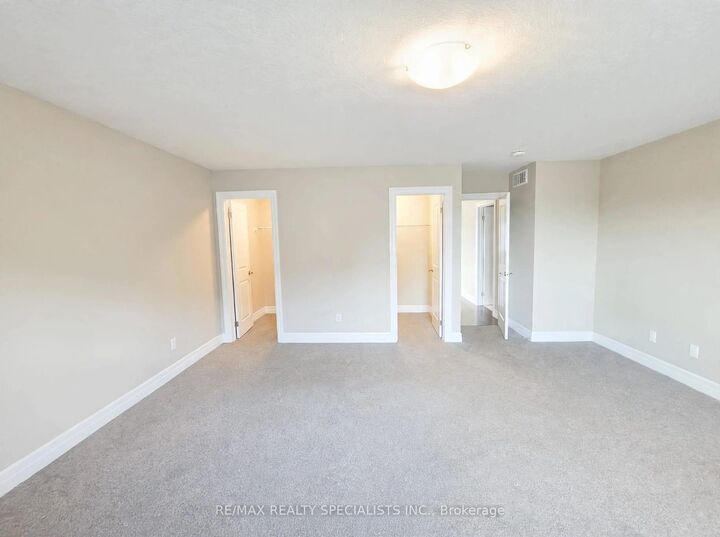 Property Photo: 3074 Turner Crescent ON N6M 0B2
