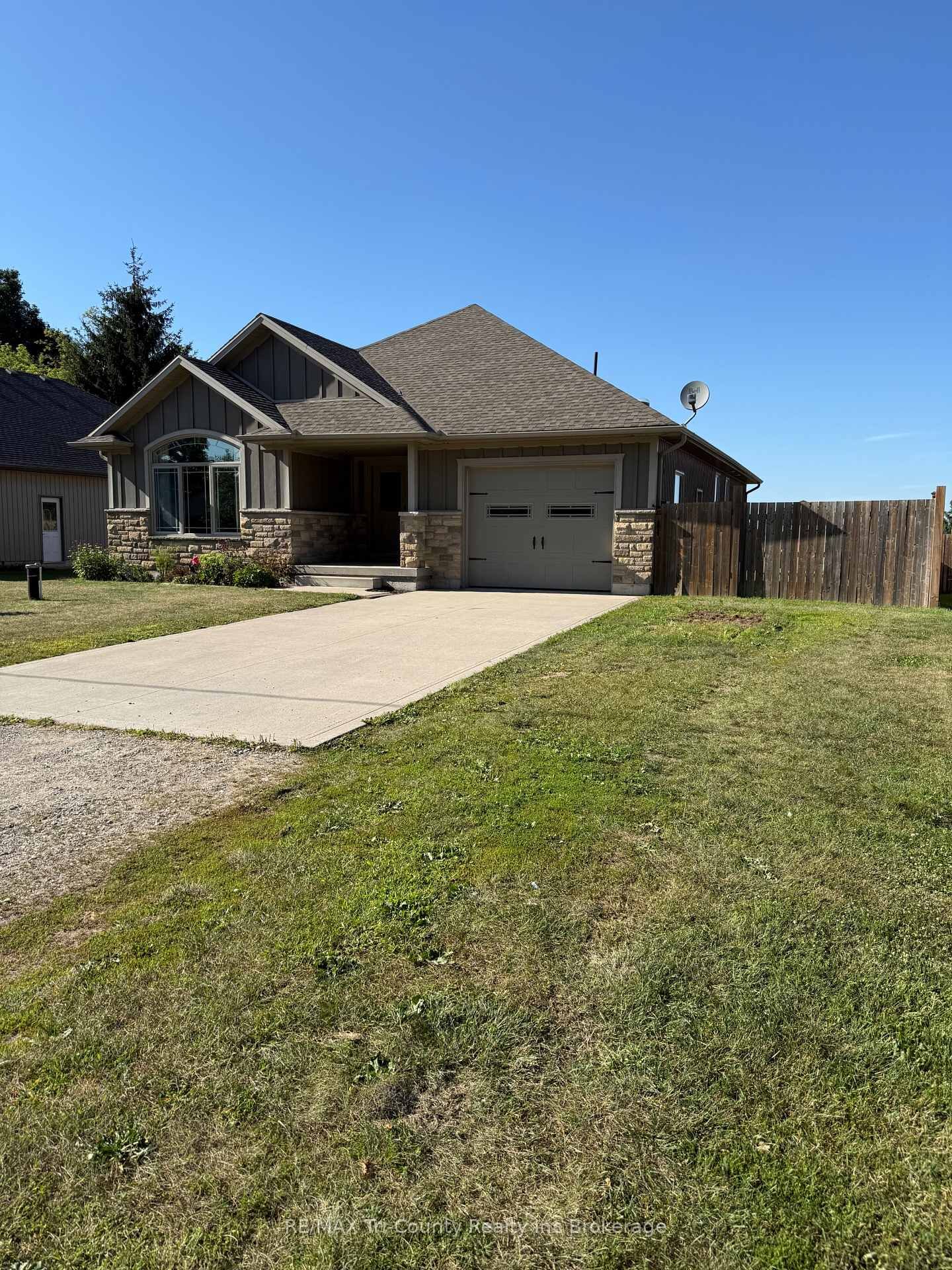 Property Photo: 56246 Donnelly Drive ON N0J 1Y0