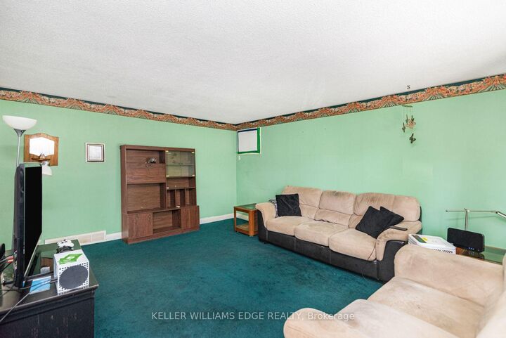 Property Photo:  2138 Falmouth Terrace  ON L7P 1X9 