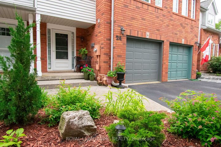Property Photo: 24 Walker Court ON L3M 5J5