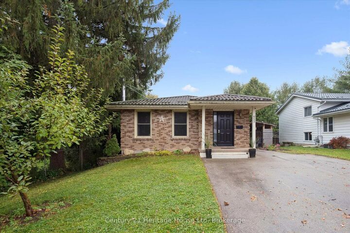 Property Photo:  653 Perry Street  ON N1M 2R5 