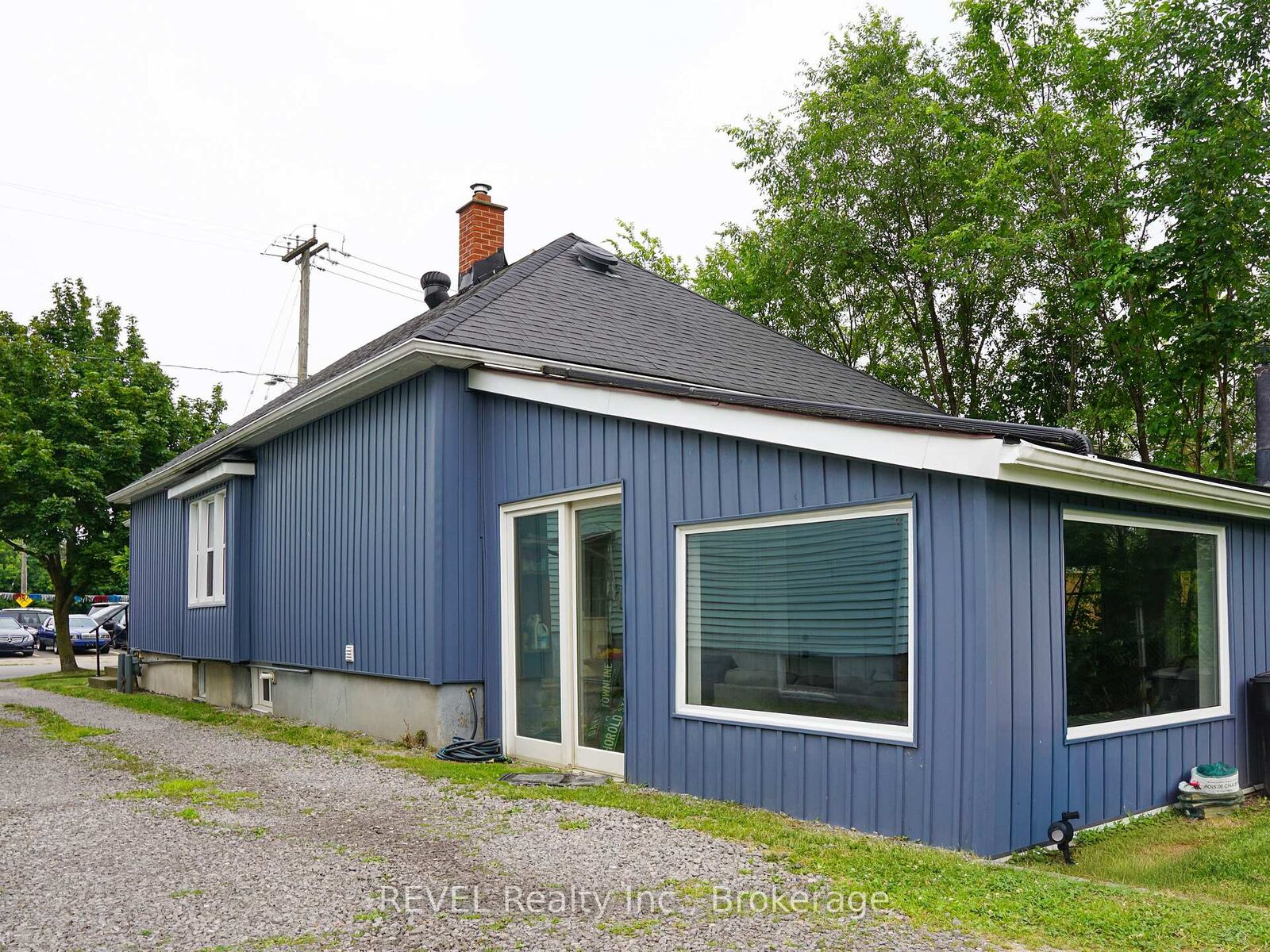Property Photo: 50 Pelham Road Lower ON L2S 1R4