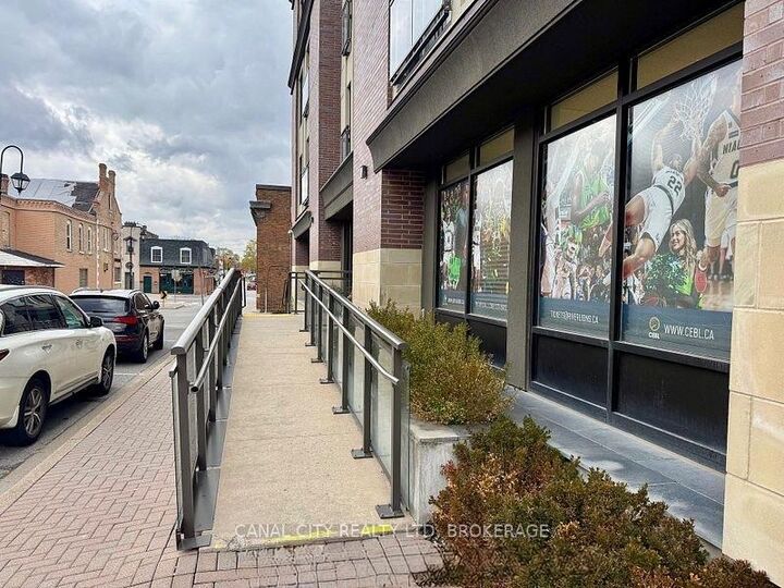 Property Photo:  10 Albert Street E 303  ON L2V 1P1 