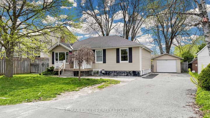 2 Hughes Street — photo 1