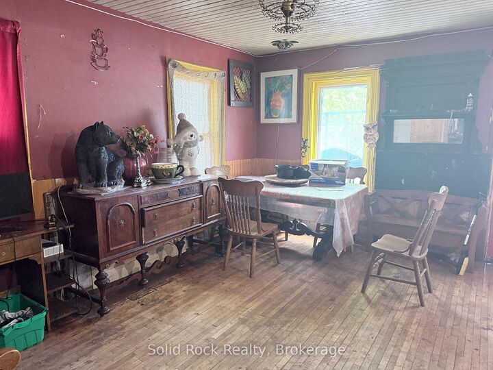 Property Photo:  29 North Hastings Avenue  ON K0K 2M0 