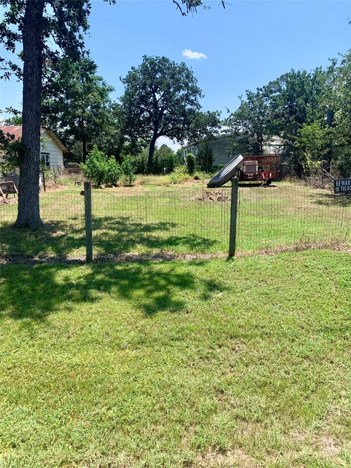 Property Photo: 105 Tom Tom TX 78957