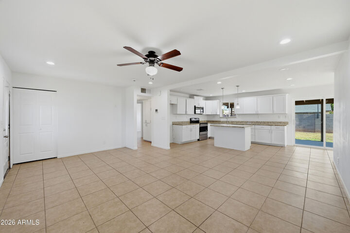 Property Photo:  2115 E Birchwood Avenue  AZ 85204 