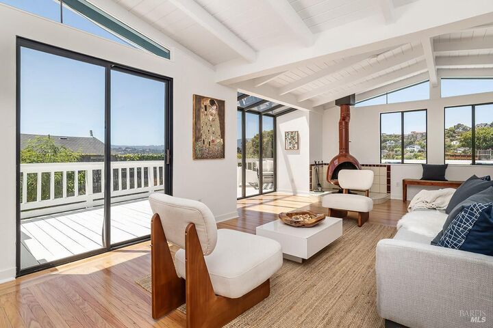Property Photo:  700 Hilary Drive  CA 94920 
