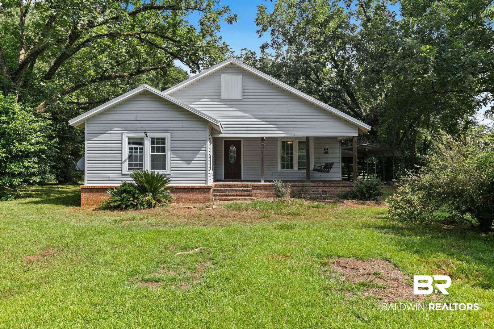 Property Photo: 3055 County Road 43 AL 36401