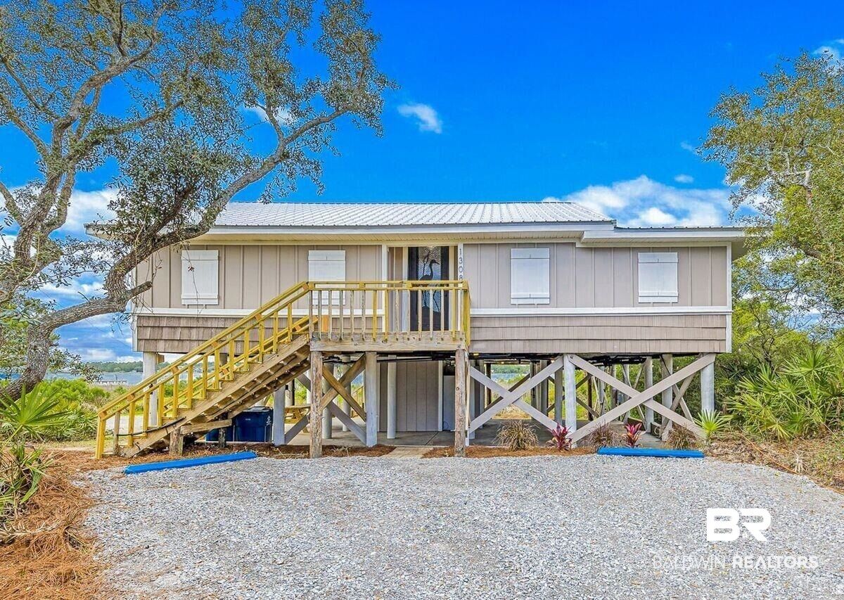 Property Photo:  1308 W Lagoon Avenue  AL 36542 