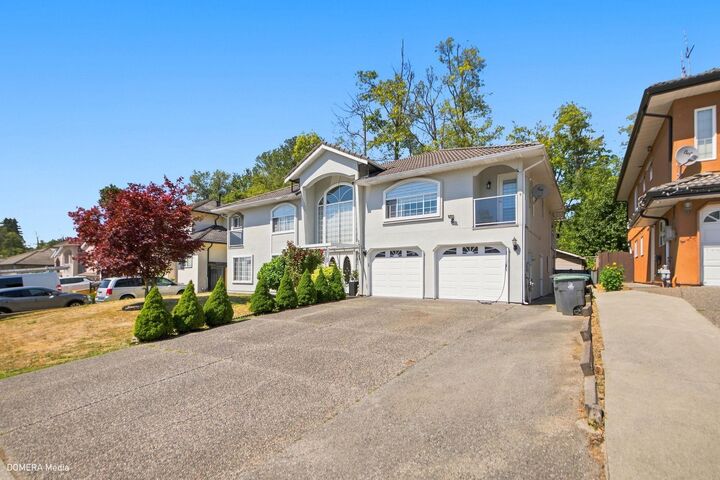Property Photo: 13755 93A Avenue BC V3V 8A9