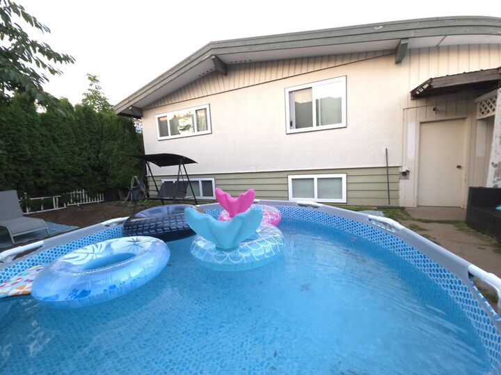 Property Photo: 2627 Countess Street BC V2T 2V8