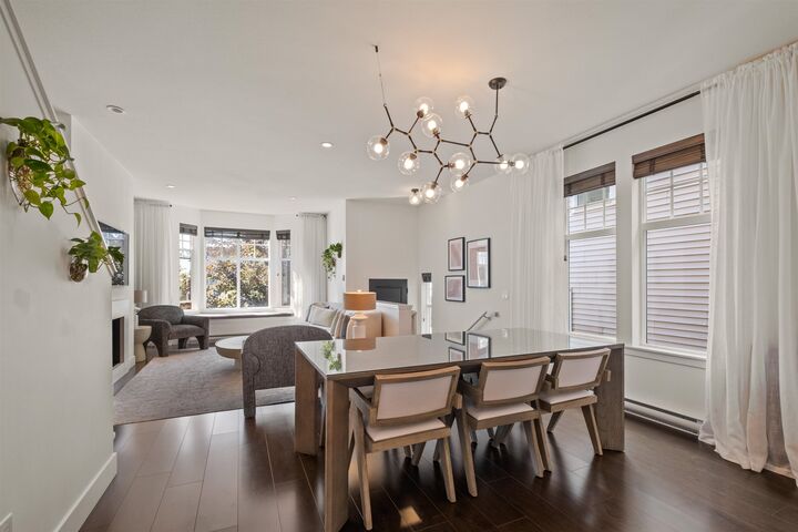 Property Photo: 3439 Roxton Avenue 1 BC V3B 3H7
