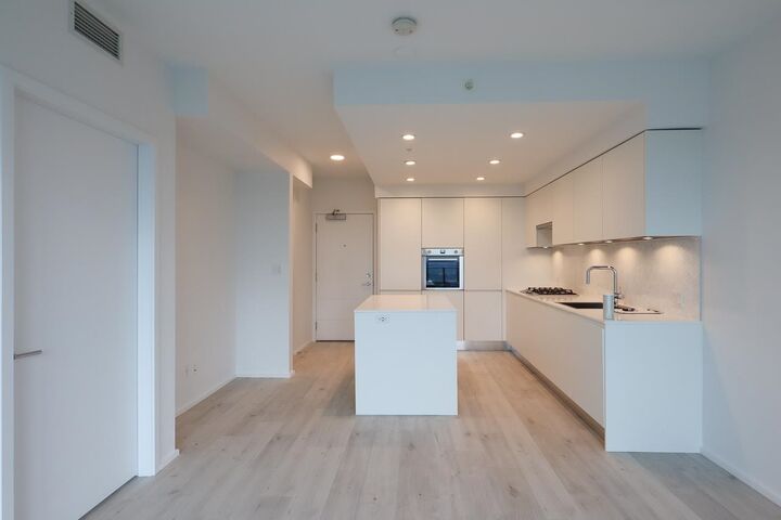 3809 Evergreen Place 3608 — photo 1