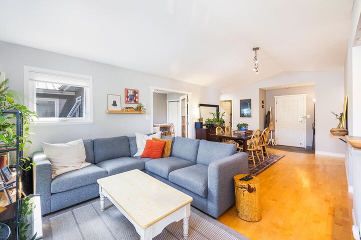 Property Photo: 1528 Bowser Avenue 303 BC V7P 2Y3