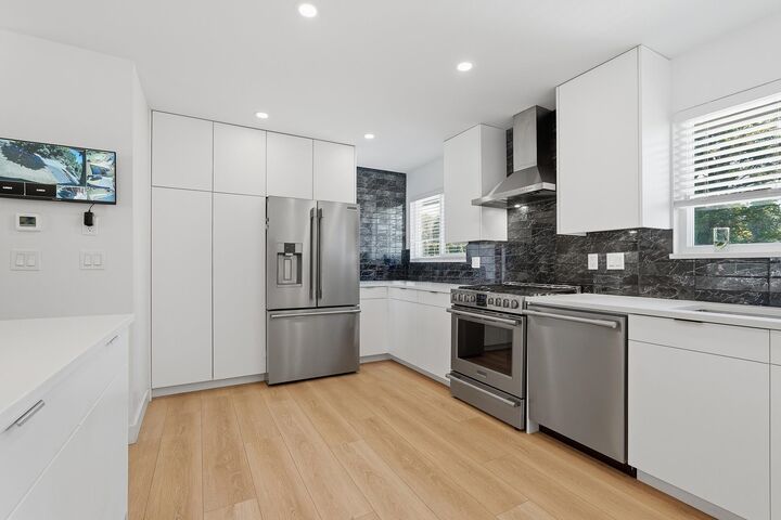 Property Photo: 14348 Gladstone Drive BC V3R 5R9