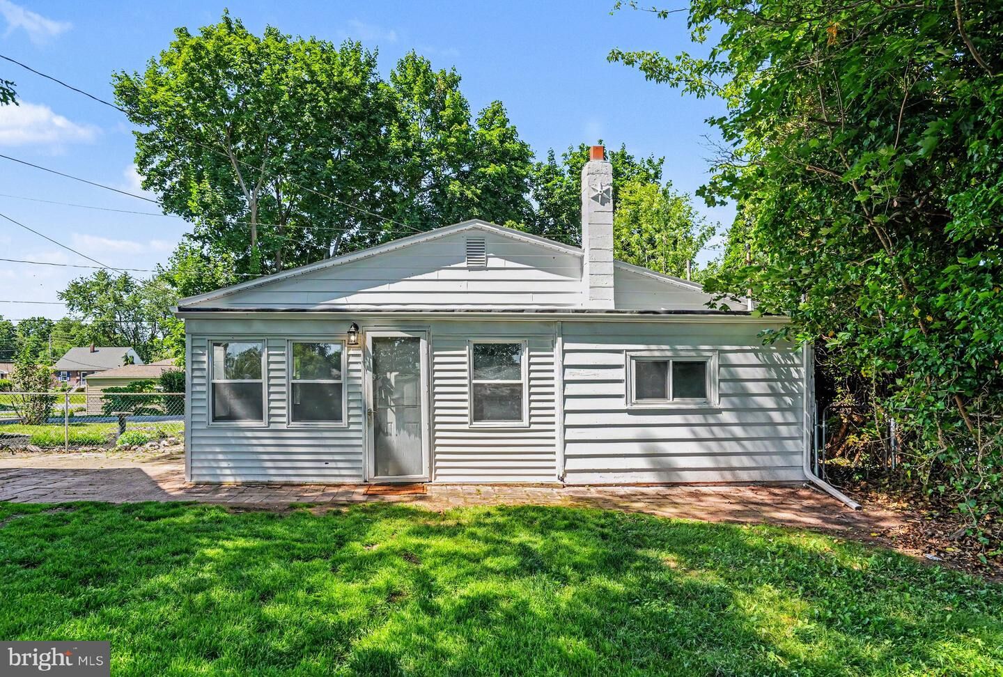 Property Photo: 105 Oak Hill Drive 1br PA 17057