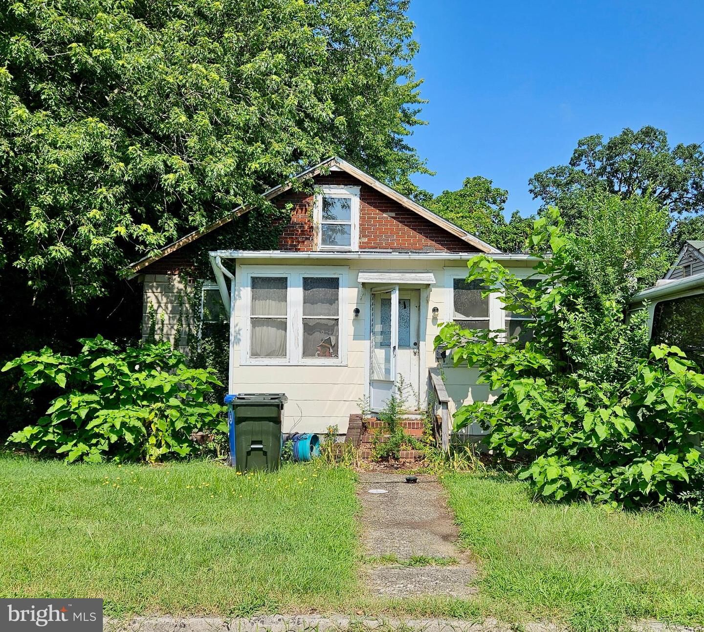 Property Photo: 1410 Burkett Avenue NJ 08093