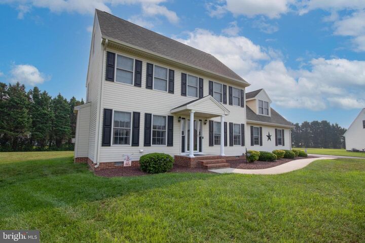 Property Photo: 7013 Ashworth Court MD 21804