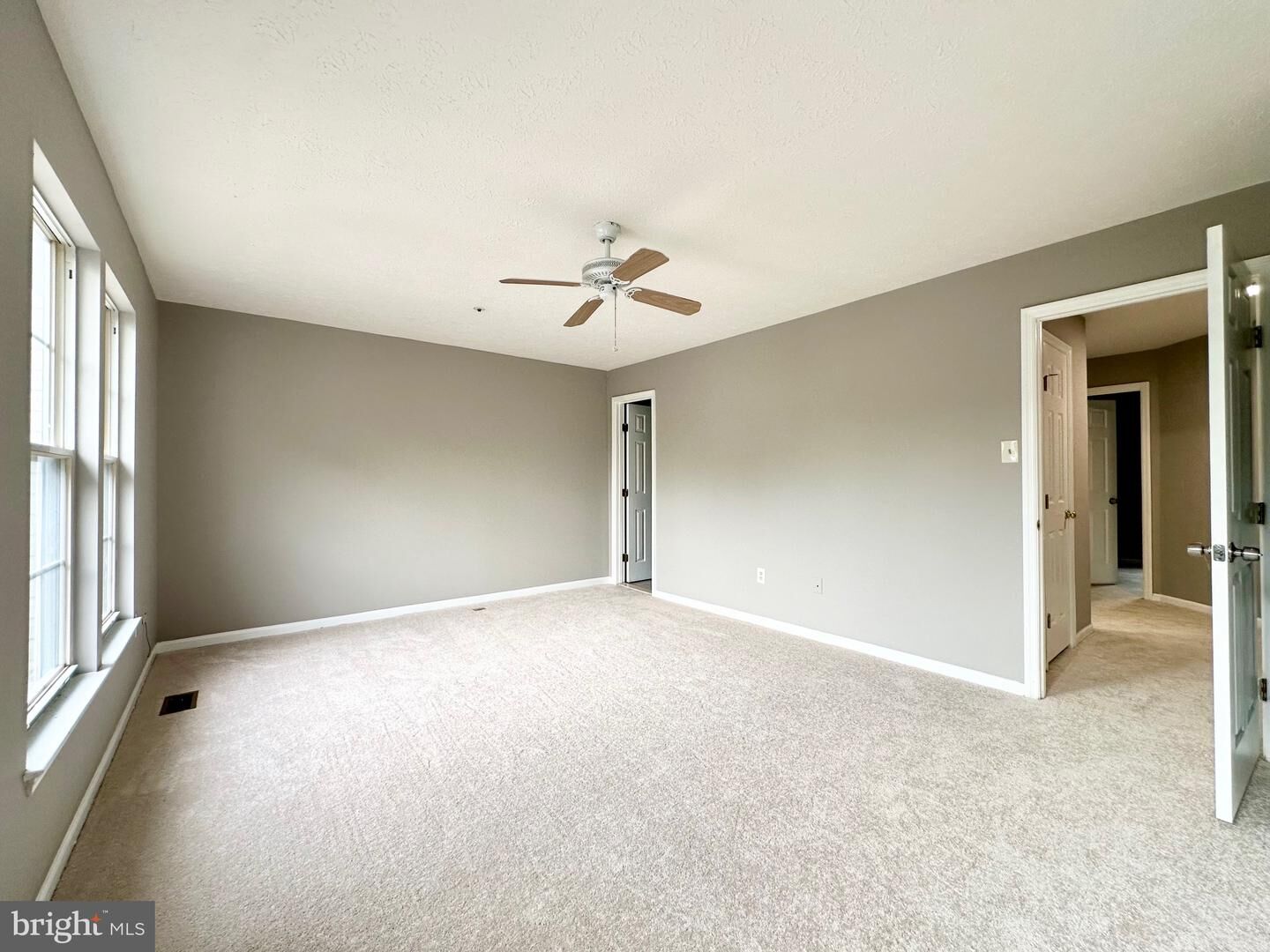 Property Photo:  20527 Lowfield Drive  MD 20874 