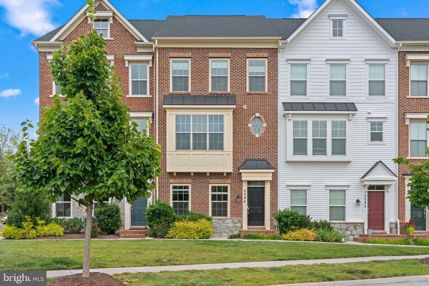 Property Photo:  5284 Ridgeview Retreat Drive  VA 20151 