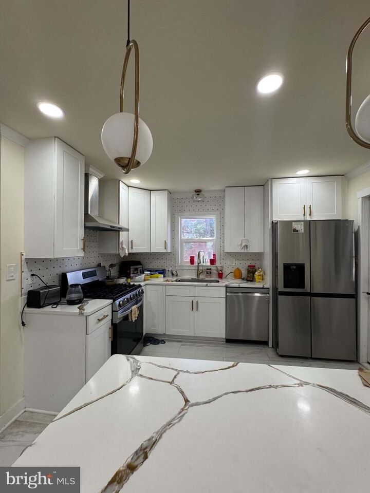 Property Photo: 333 Brockton Road MD 20745