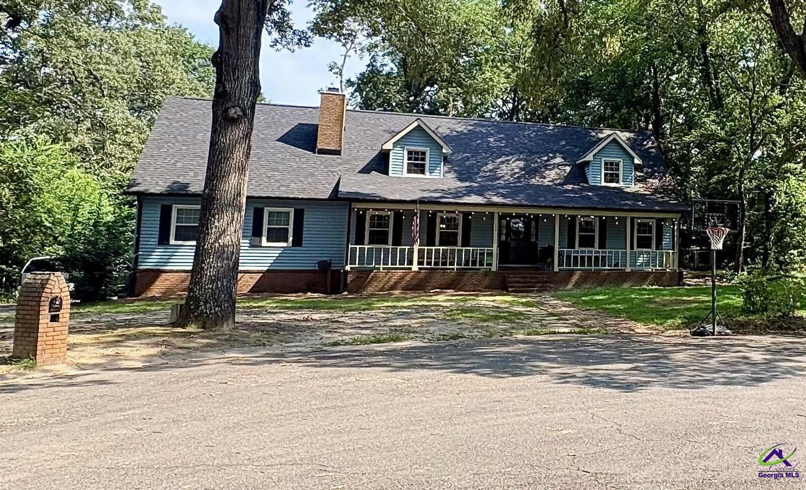 Property Photo:  102 Alpine Court  GA 31088 