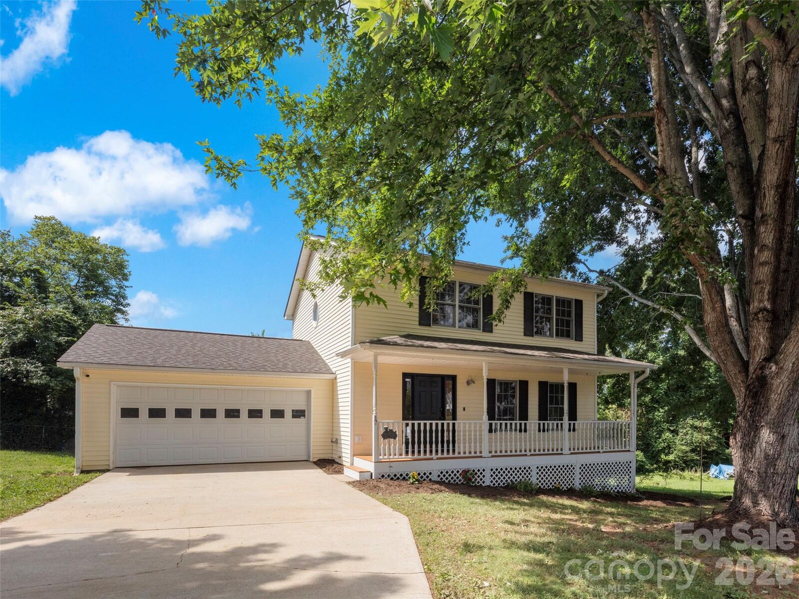 Property Photo:  17 Mill Stone Drive  NC 28803 
