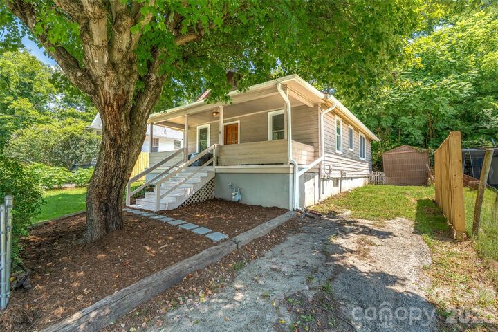 Property Photo: 5 Company Street NC 28804