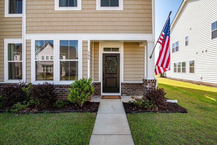 Property Photo:  135 Pine Gate Drive  SC 29483 